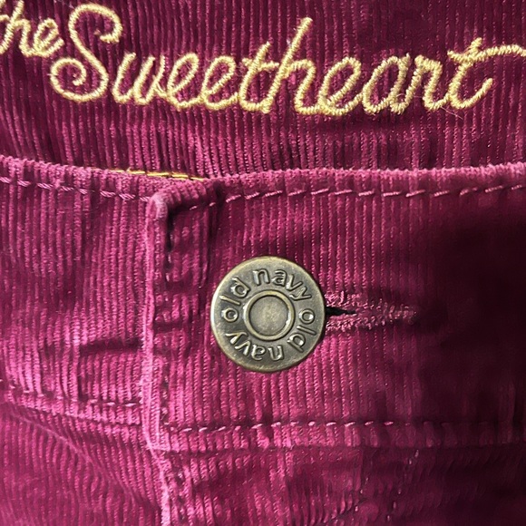 Old Navy The Sweetheart Maroon Corduroy Pants Sz 4 Boot cut - Picture 4 of 9